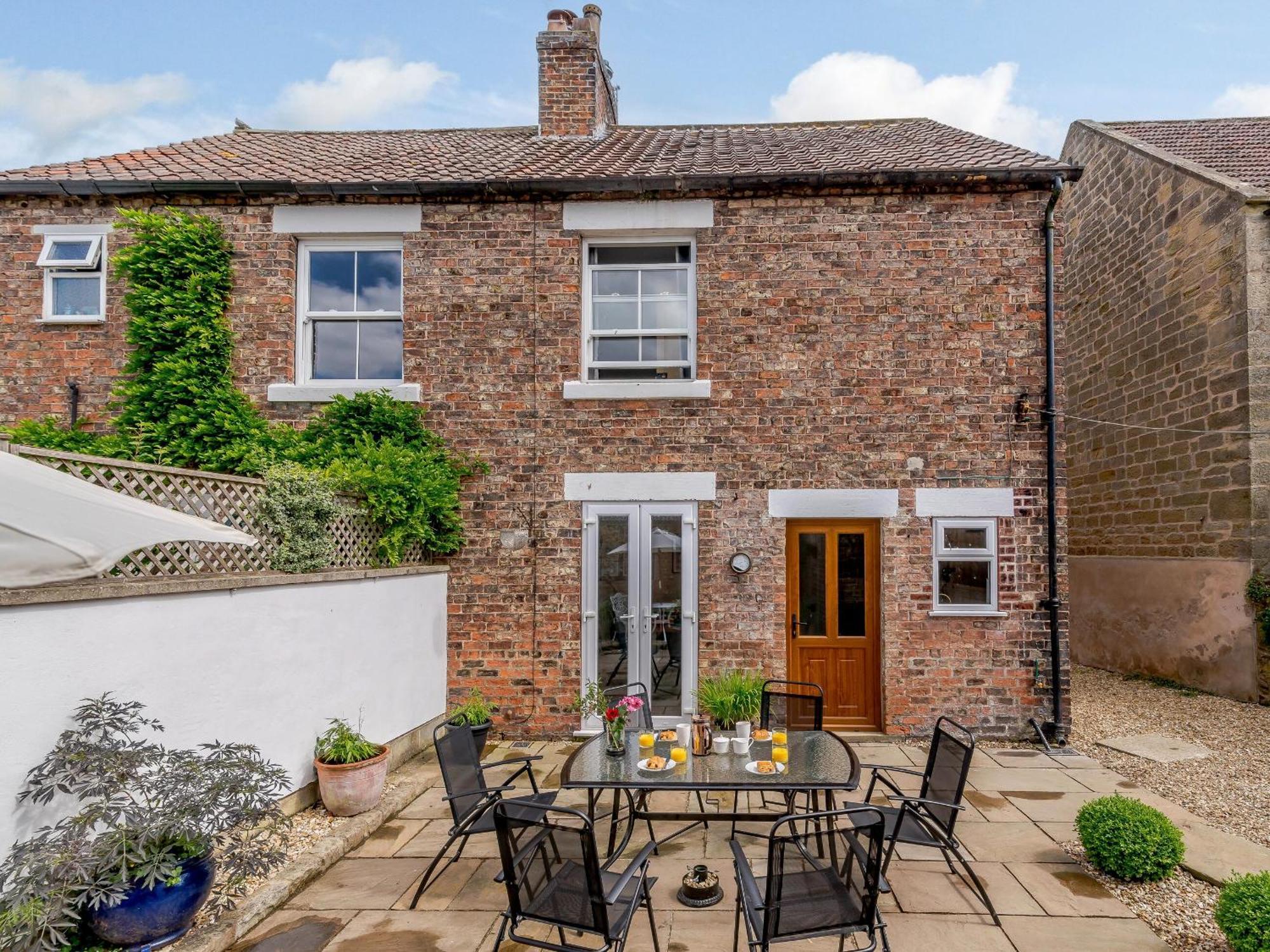 The Old Post Office Villa Baldersby Exterior photo